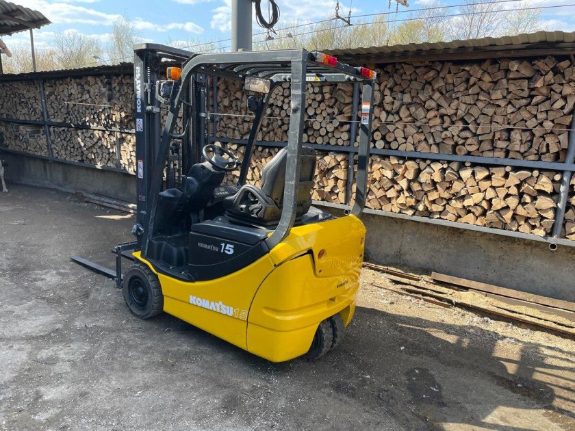 Электрический погрузчик коматсу