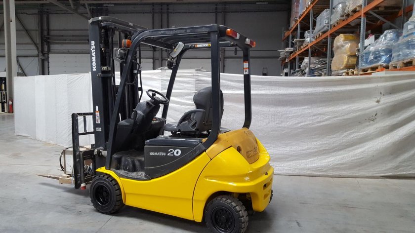 Вилочный электропогрузчик Комацу