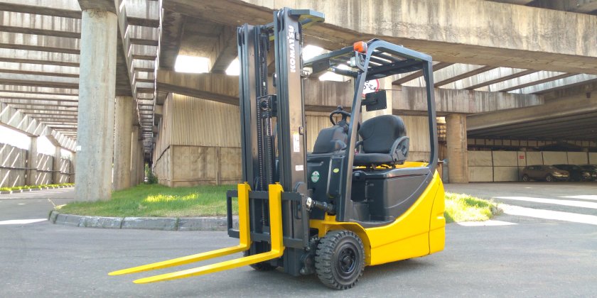 Автопогрузчик Komatsu fd25t-17