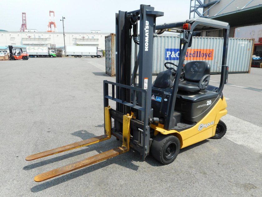 Вилочный погрузчик Коматсу