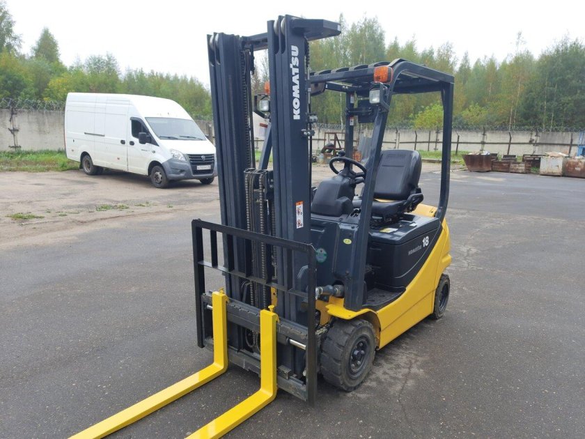 Электропогрузчик Komatsu fb18 12