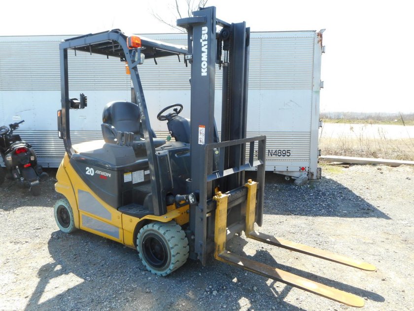 Электро погрузчик Komatsu 2,5 тон