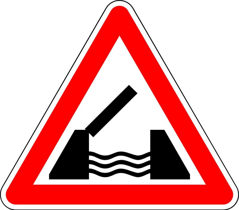 Дорожный знак мост