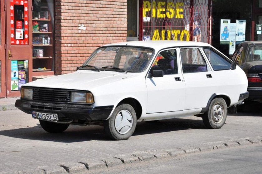 Dacia 1990