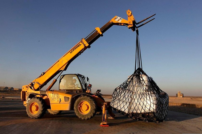 Погрузчик телескопический tl200