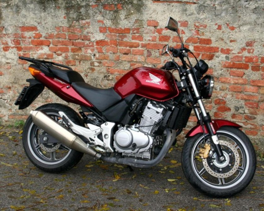 Honda CBF 500
