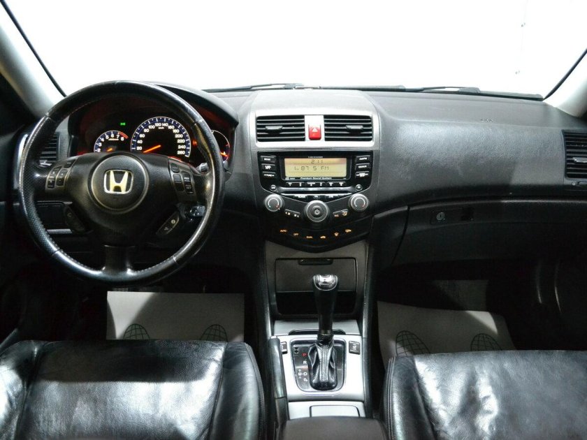 Honda Accord 7 Рестайлинг торпеда