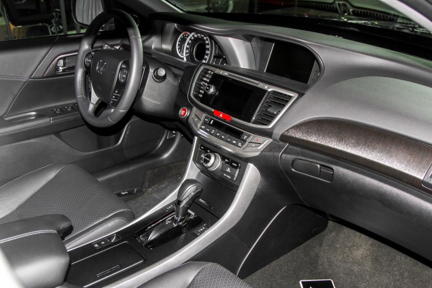 Honda Accord 8 салон