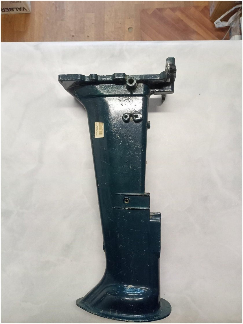 Лодочный мотор корпус промежуточный