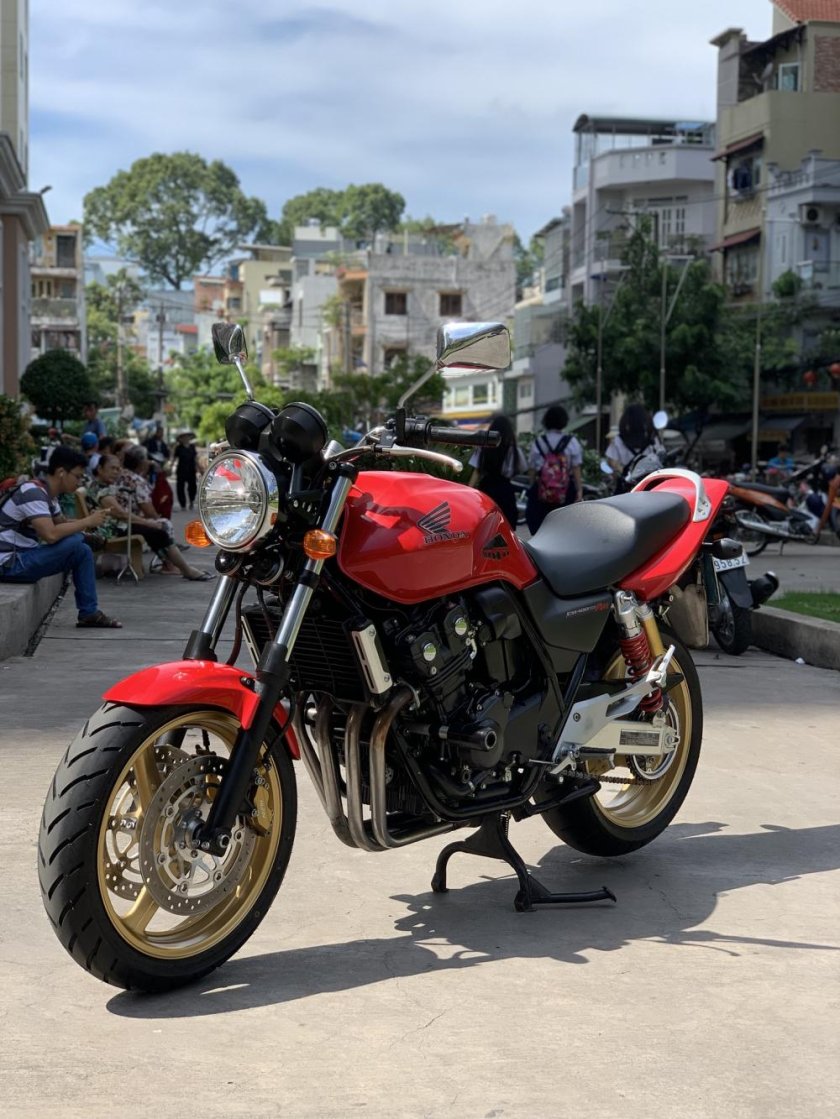 Honda CB 400 four