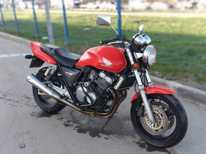 Honda 400