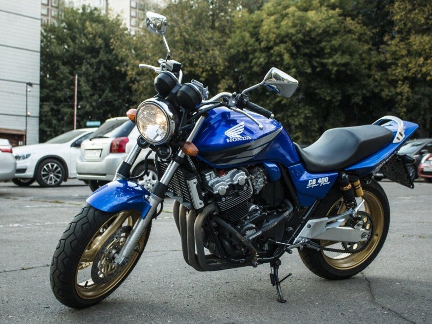 Хонда сб 400