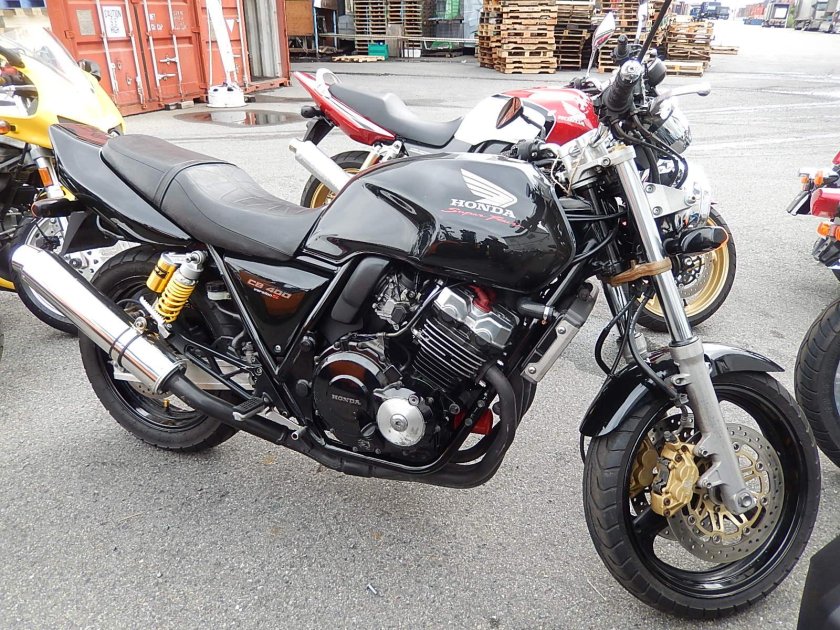 Honda cb400sf-s