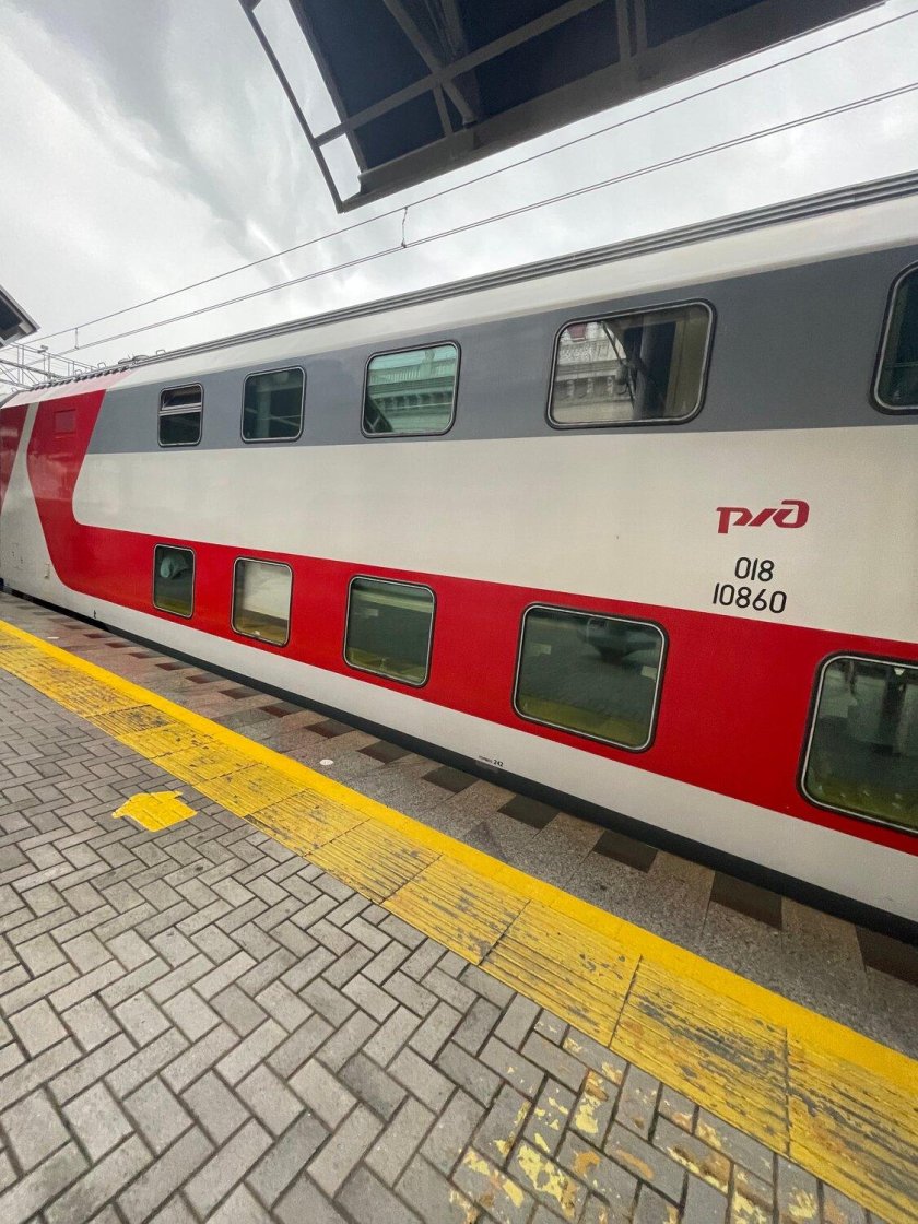 Двухэтажный поезд санкт петербург