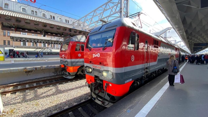 Поезд Санкт-Петербург Анапа 277 двухэтажный