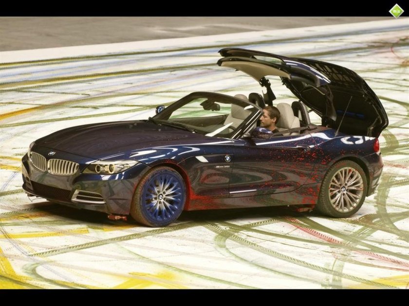 Автомобиль expression