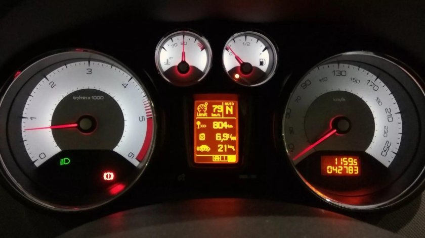 Пежо 308 панель управления