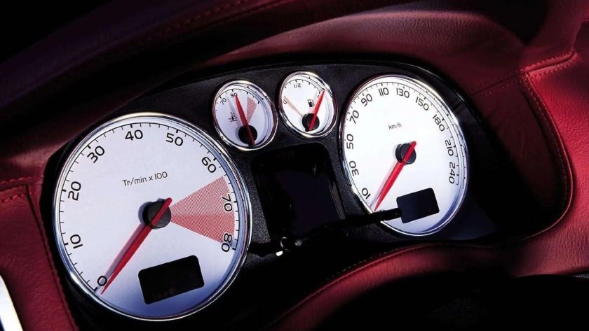 Приборная панель Пежо 307