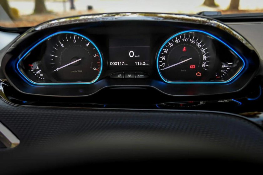 Пежо 2008 приборная панель