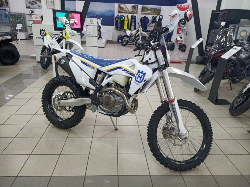 Мотоцикл husqvarna