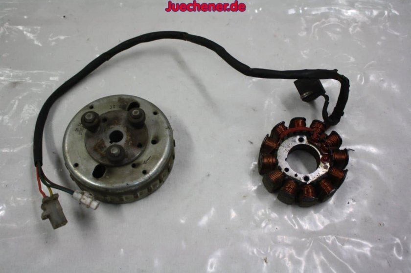 Генератор Aprilia sr50