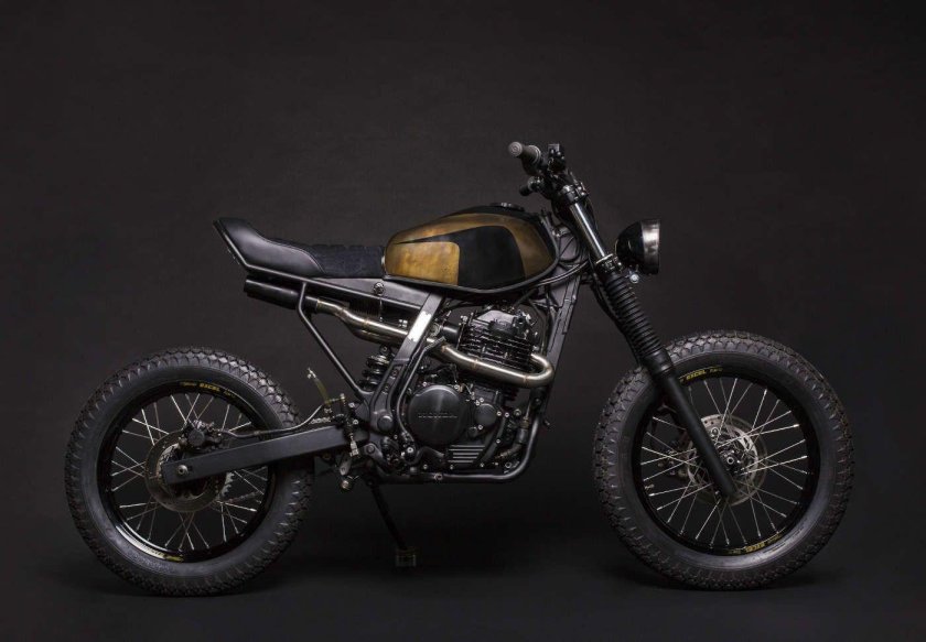 Honda xr600 scrambler
