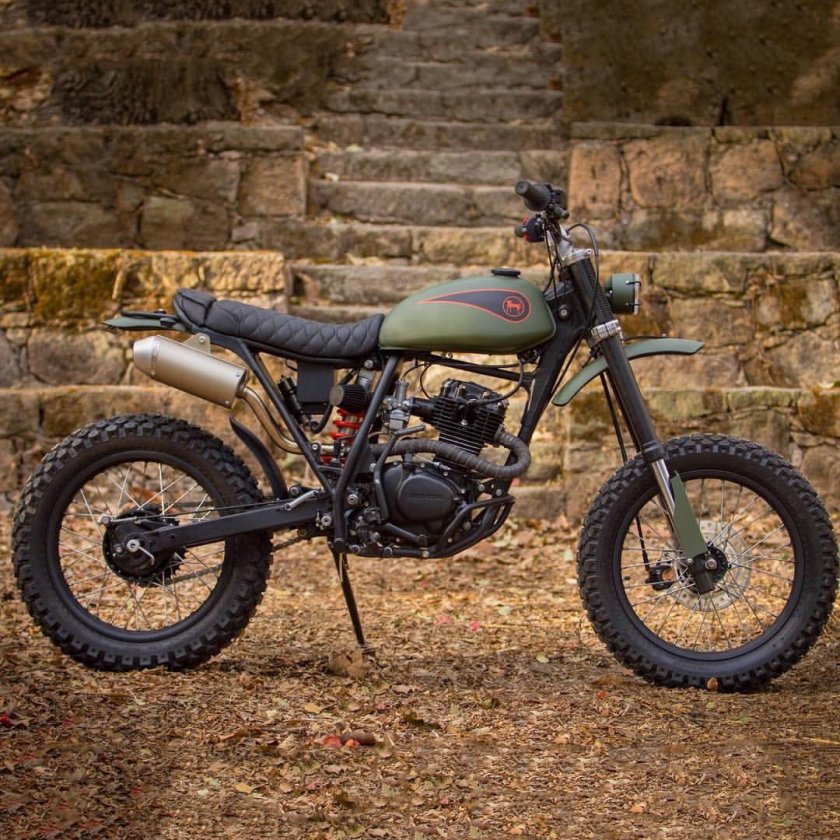 Honda XR 200 Scrambler