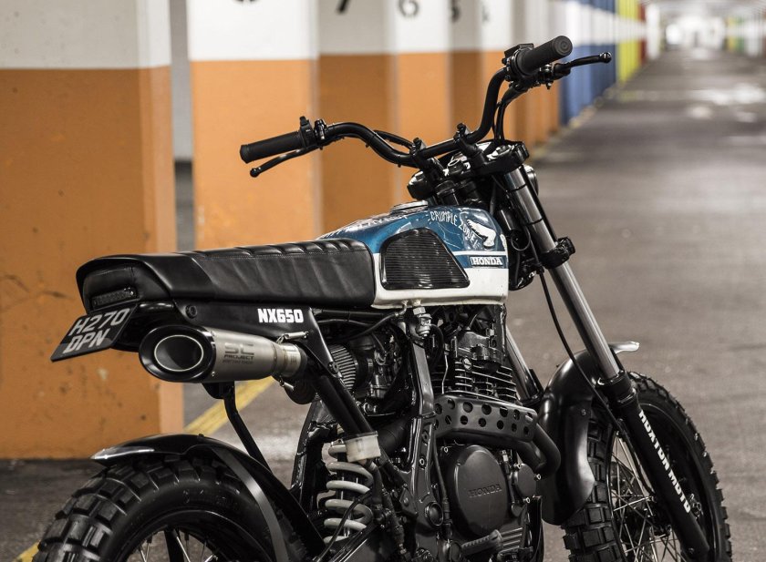 Honda nx650 Dominator
