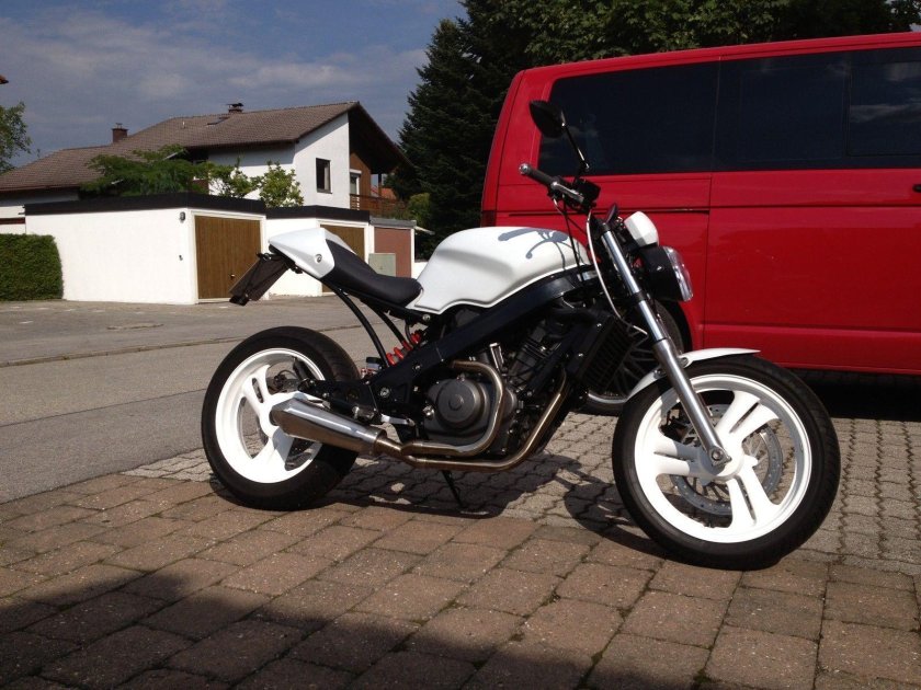 Honda Bros 400 Custom