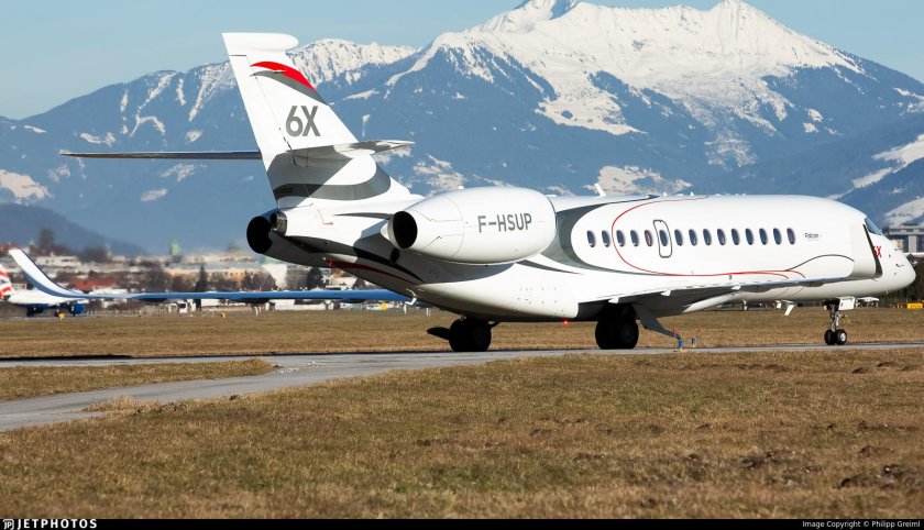 Dassault falcon 8 x