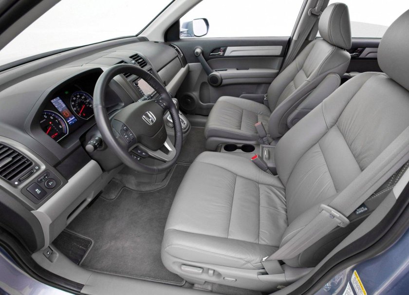 Honda CR-V 2010 салон