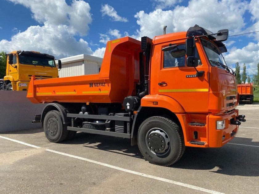 Самосвал камаз