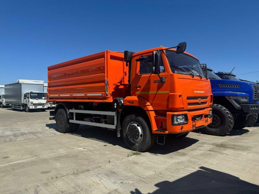 Камаз 43253 самосвал сельхозник