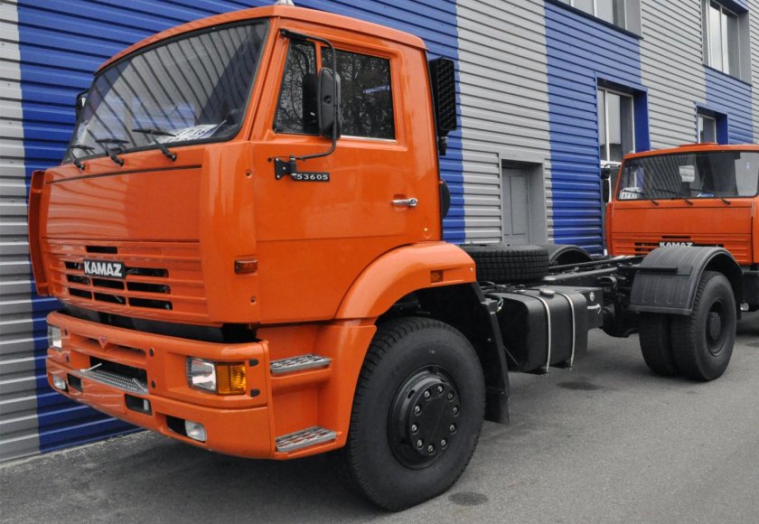 КАМАЗ-53605 4х2