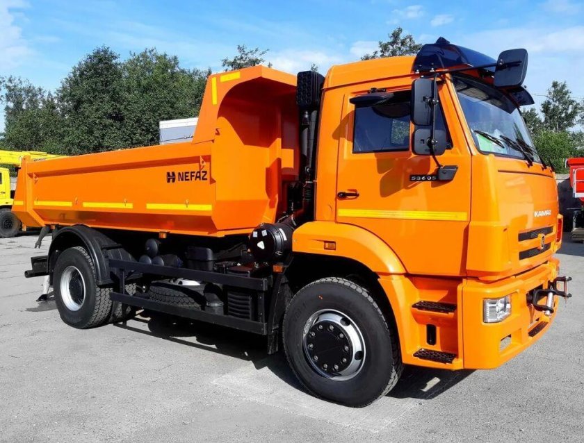 КАМАЗ 53605 самосвал