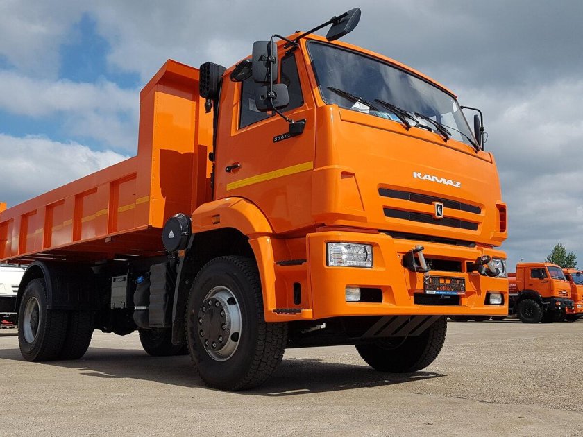 КАМАЗ 53605 самосвал