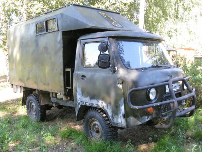 УАЗ 3303 бортовой кунг
