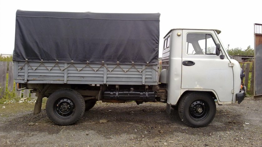 Удлиненный УАЗ 3303 бортовой