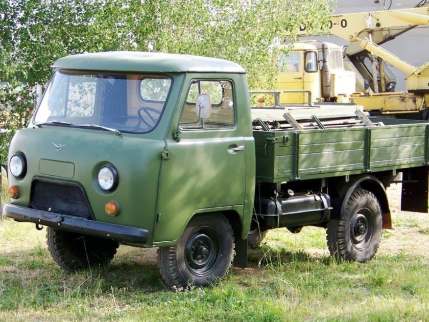 УАЗ 452 бортовой
