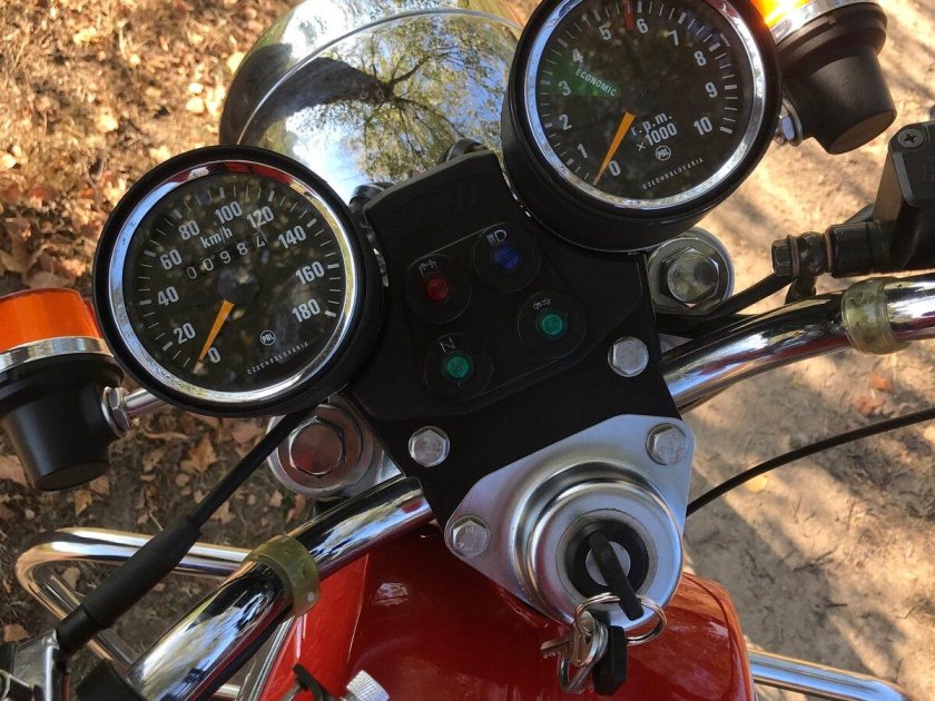 Мотоцикл ява 638