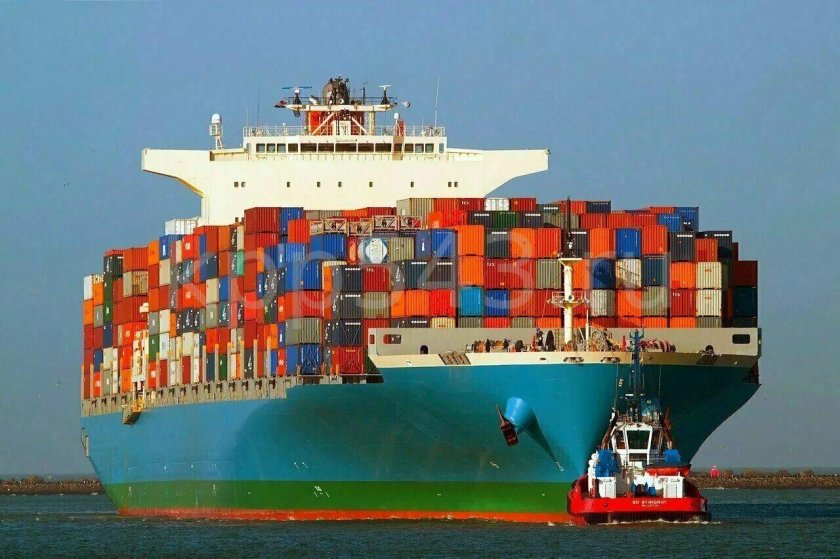 Контейнеровоз Mol Comfort