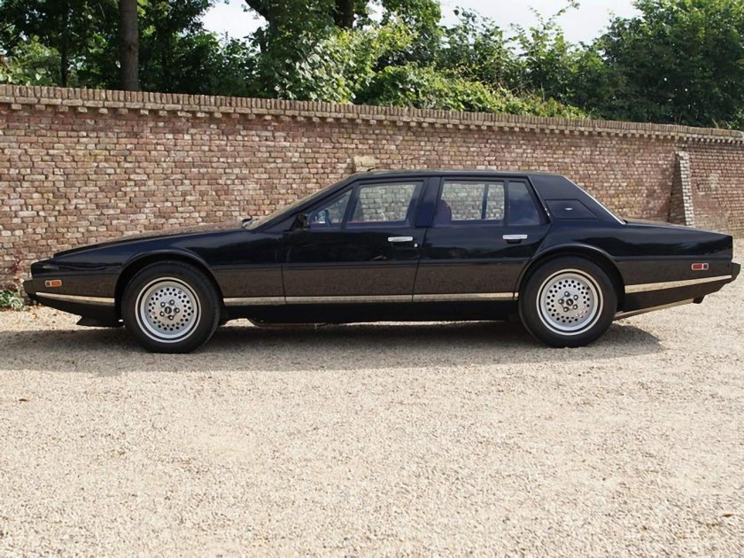 Aston Martin Lagonda 1983
