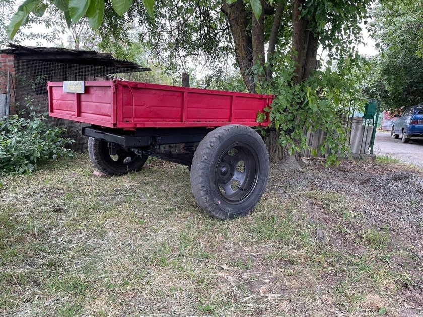 Прицеп тракторный 2 птс 4