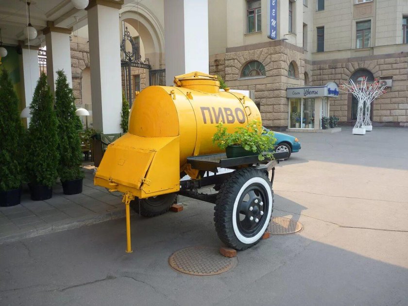 Прицеп с бочкой кваса ТАПЗ-755