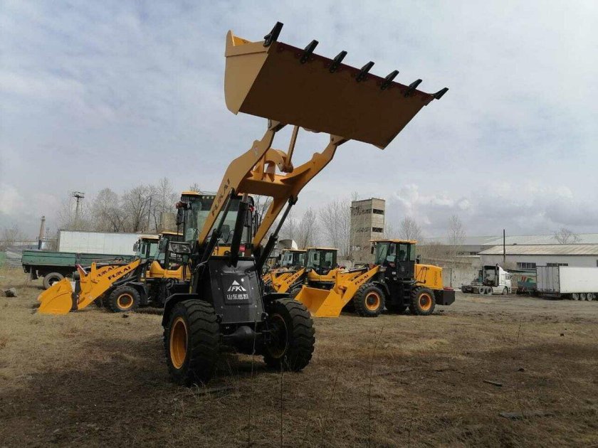 Фронтальный погрузчик фронтал 250