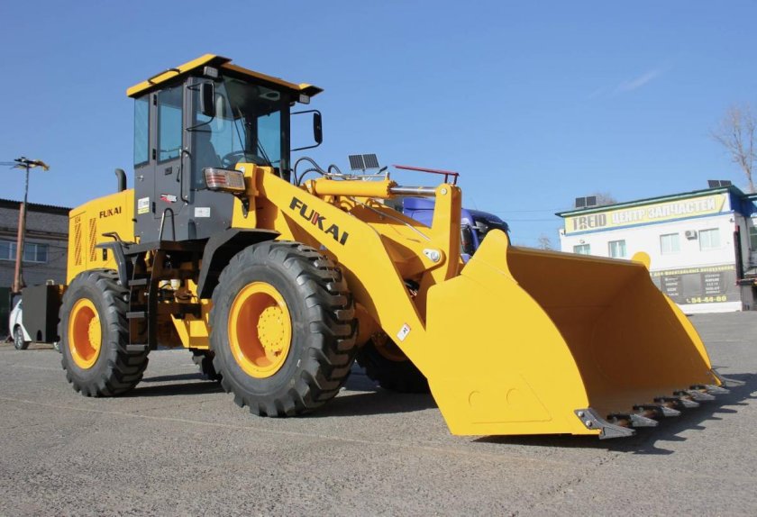 Фронтальный погрузчик fukai