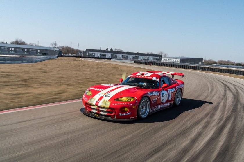 Dodge Viper GTS-R 2000