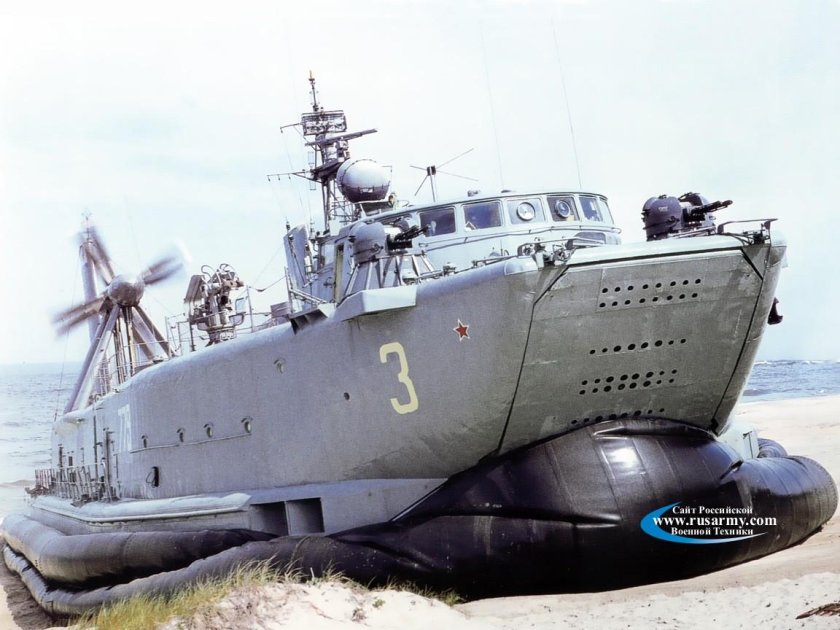 Десантный корабль Джейран