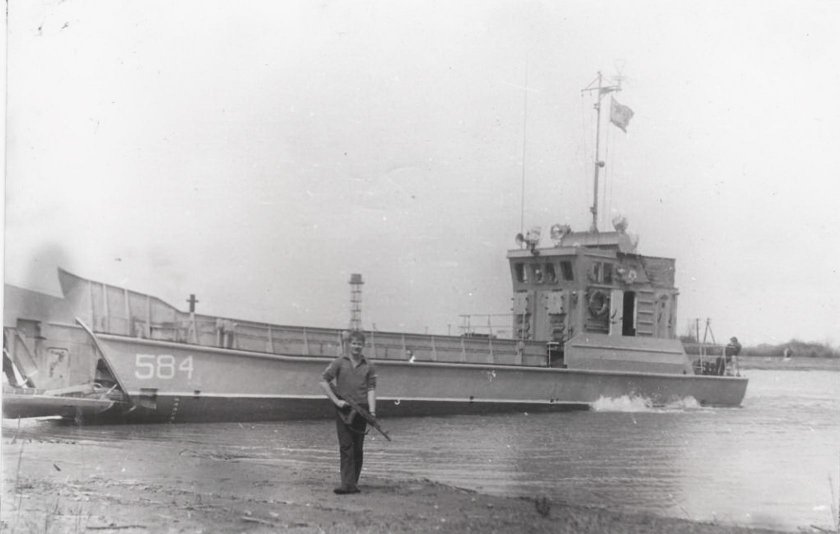 Десантный катер 1176 акула