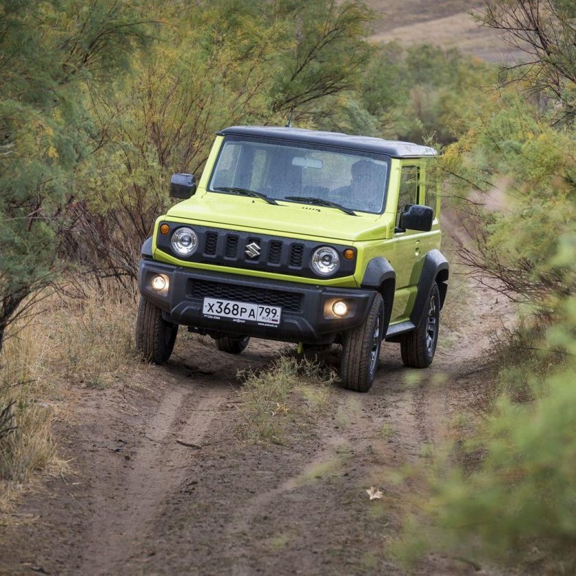 Suzuki jimny внедорожник